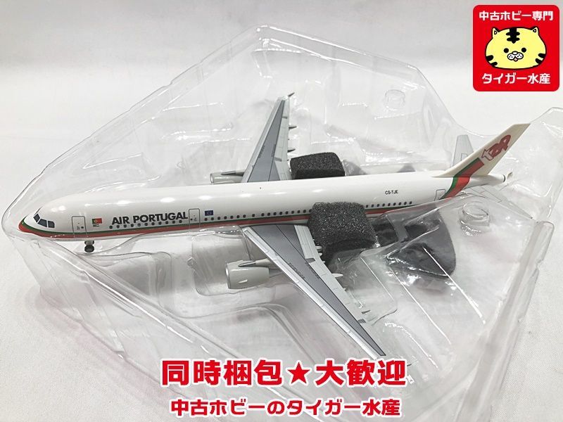 ヘルパ　1/200　TAP　ポルトガル航空　A321　CS-TJE　550949　 飛行機模型　同梱OK　1円スタート★S_画像3