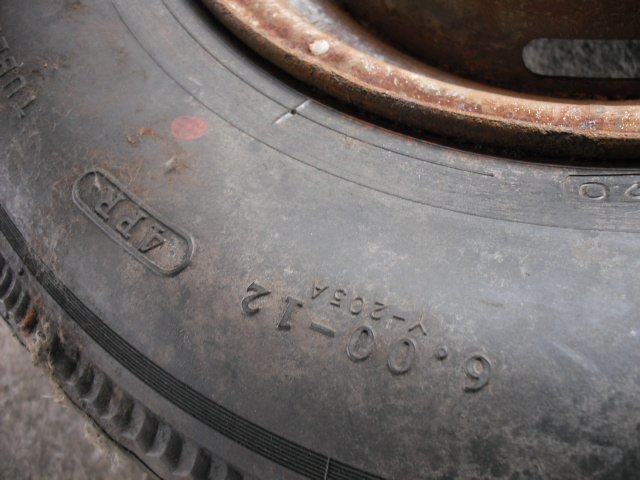 [B186]B310,A12A, Sunny,GL,SUNNY, 4-door,4H 114,3 NISSAN 4J ×12, original steel wheel 4ps.@, spare tire,no398, gome private person shipping un- possible commodity 