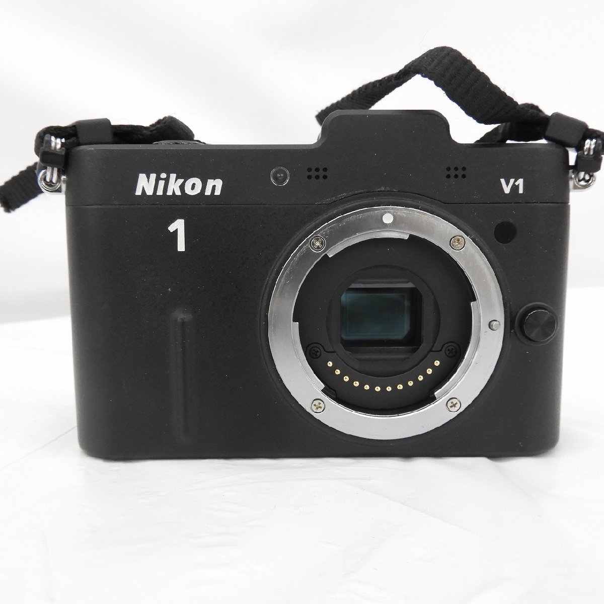 【中古品】Nikon ニコン ミラーレス一眼レフカメラ Nikon 1 V1+1 NIKKOR 10mm f/2.8レンズキット ブラック 11455035 1223_画像2