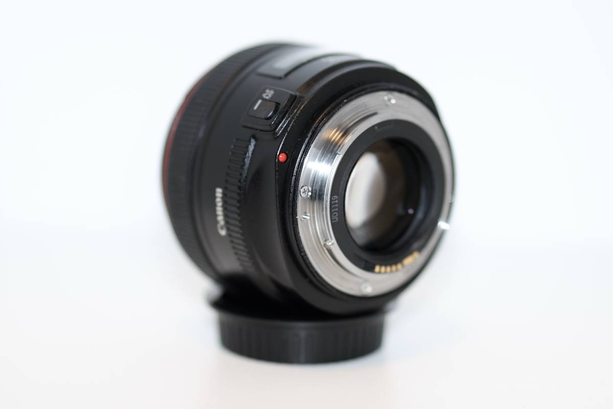 キヤノン EFレンズ EF50 F1.2L IS USM 中古美品 送料無料_画像5