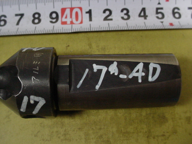 17Φ S25-DRZ1768-06 チップ残数8個付 中古品 京セラ フルカット 17Φ S25-DRZ1768-06 チップ残数8個付 中古品 京セラ フルカット