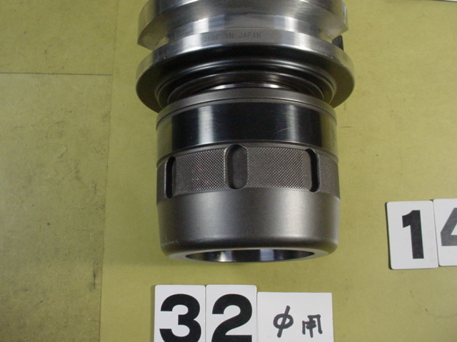 BT50-HMC32-105 BIG ミーリングチャック 中古品 BT50-146 旋盤 BT50-HMC32-105 BIG ミーリングチャック 中古品 BT50-146 旋盤