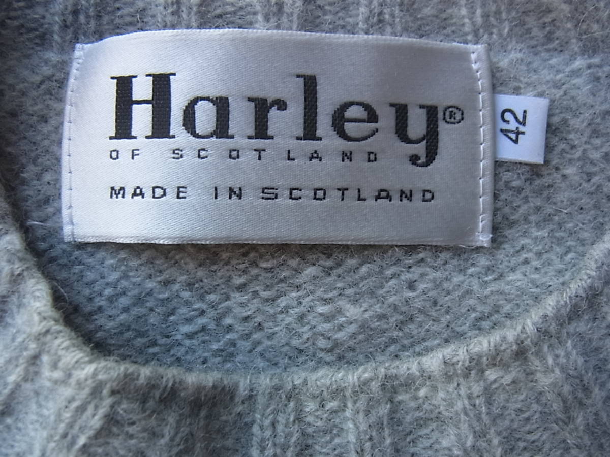 Harley of SCOTLAND ハーレー オブ スコットランド シェットランドウール　クルーネックセーター　サイズ 42 ライトグレー系　_画像5