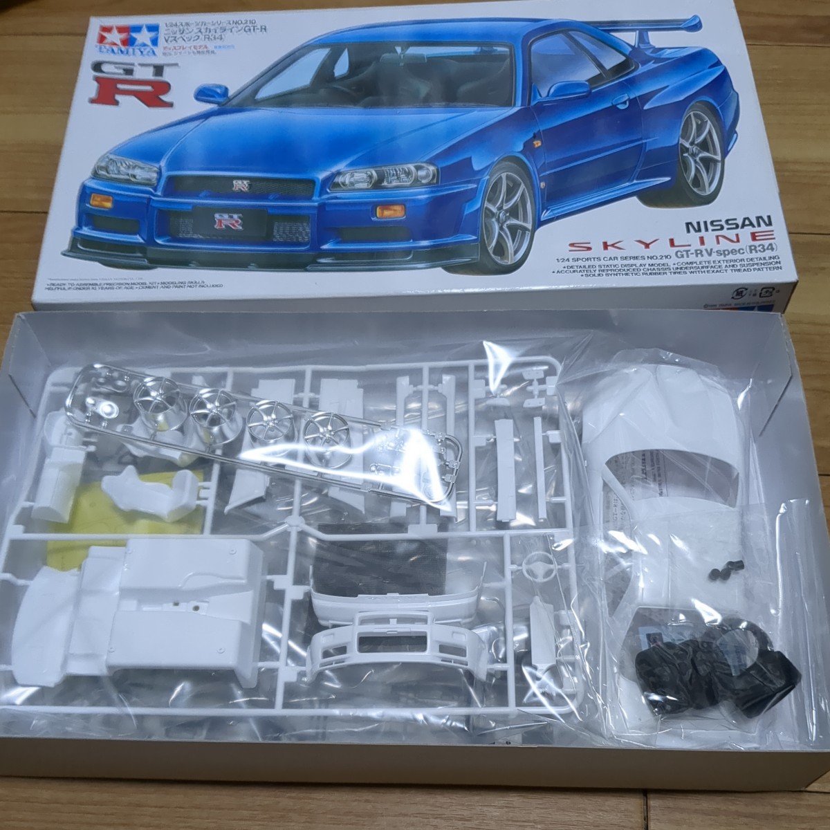 タミヤ　1/24　未組立　GT−ＲとＺの５箱セット　箱スカ／Ｒ３２／Ｒ３４／3000ＺＸターボ/350Ｚ_画像3