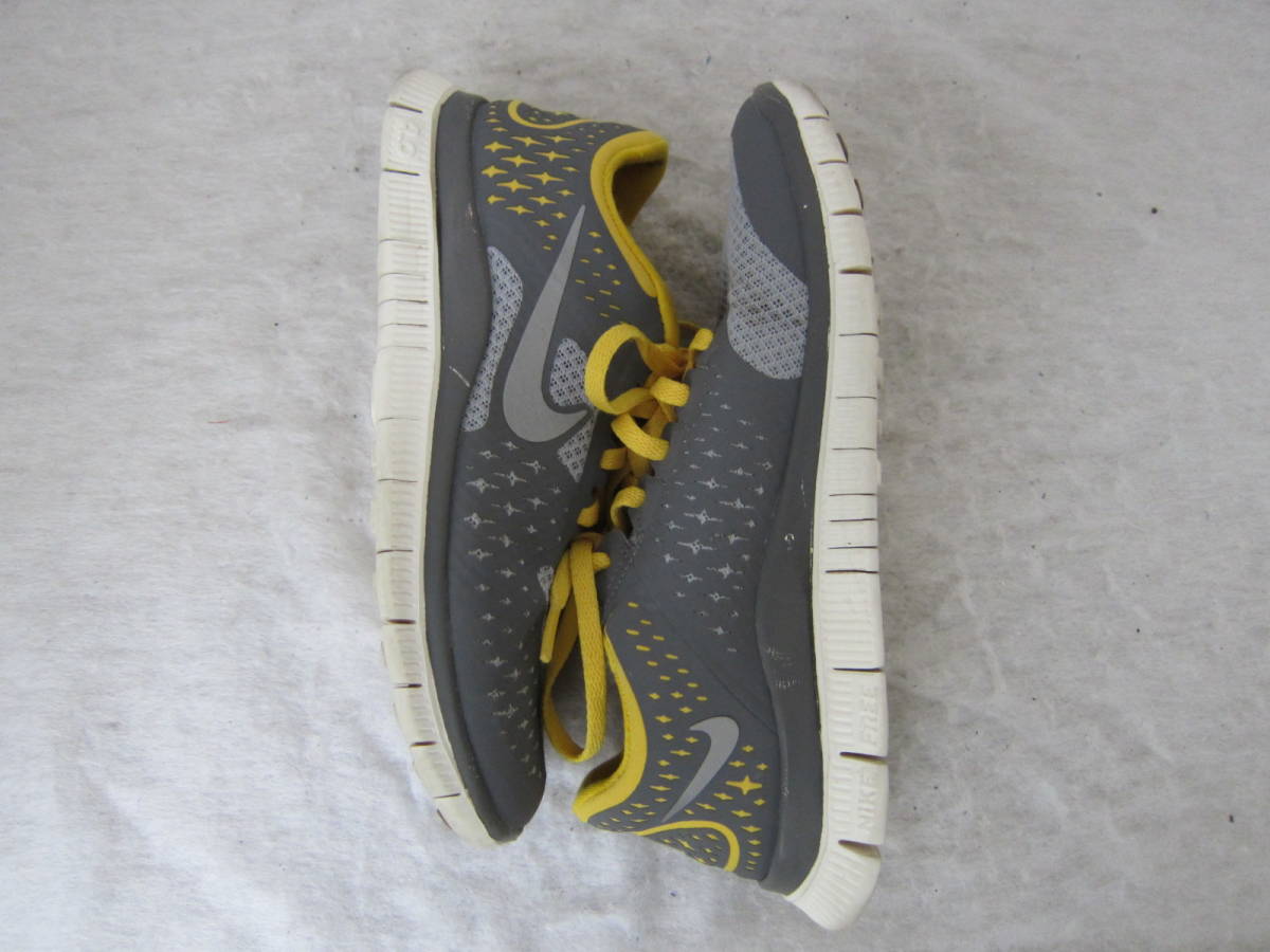 NIKE WMNS FREE 4.0（ナイキ ウィメンズ フリー4.0）（511029 008） グレー/黄  wm22.5㎝ US5.5  2012年製  着用少  ok2312Bの画像4