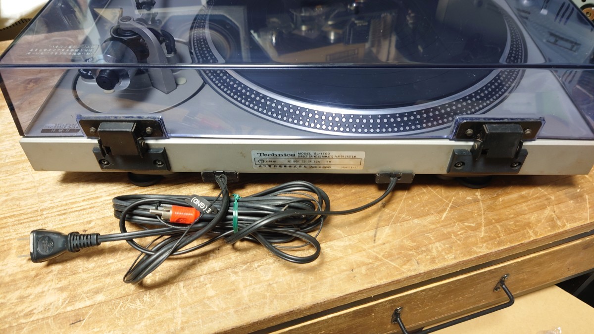 Technics　ターンテーブルSL-1700　針付き中古_画像8