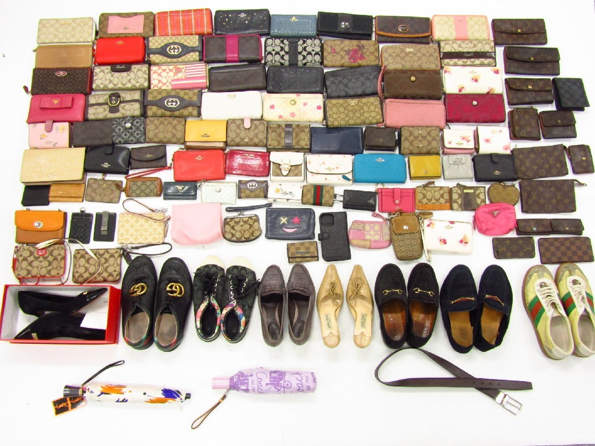 LOUIS VUITTON COACH GUCCI 他 ブランド財布 キーケース 靴 小物入れ 他 計100個以上 大量セット ジャンク品▽A8141_画像1