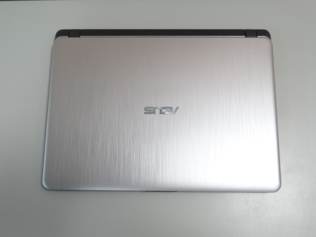 T13266 ASUS ノートパソコン F507M Celeron N4000 RAM4GB SSD128GB 15.6インチHD 動作未確認 ジャンク_画像1