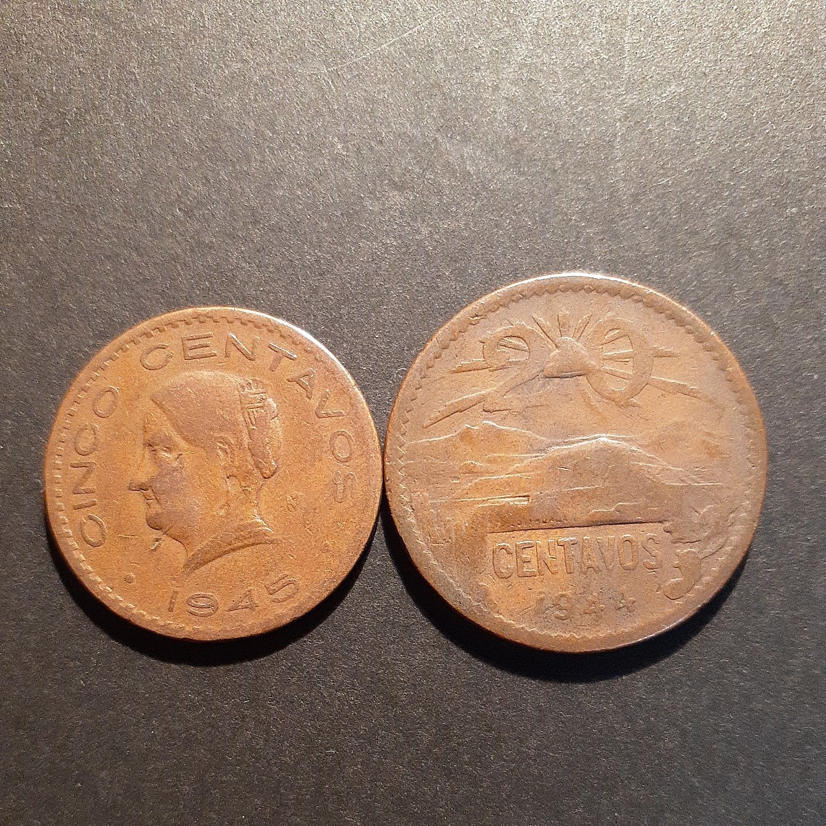 メキシコ 5センタボ 1945年 20センタボ 1944年2枚まとめて 青銅貨の画像1