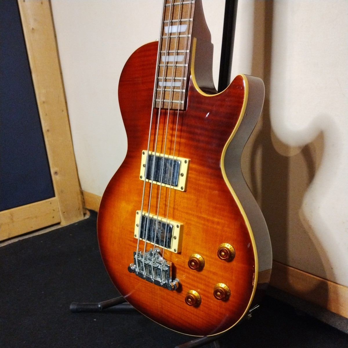 Epiphone Les Paul Bass エピフォン レスポールベース ソフトケース付 中古品の画像2