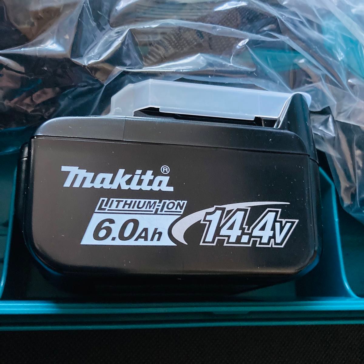新品未使用マキタ(Makita) HP474DRGX 充電式震動ドリル 青14.4V 電動ドライバー　インパクト　工具　バッテリー
