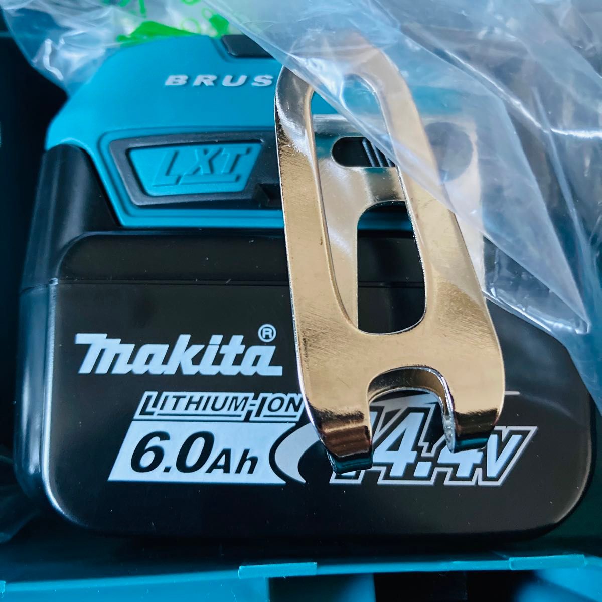 新品未使用マキタ(Makita) HP474DRGX 充電式震動ドリル 青14.4V 電動ドライバー　インパクト　工具　バッテリー