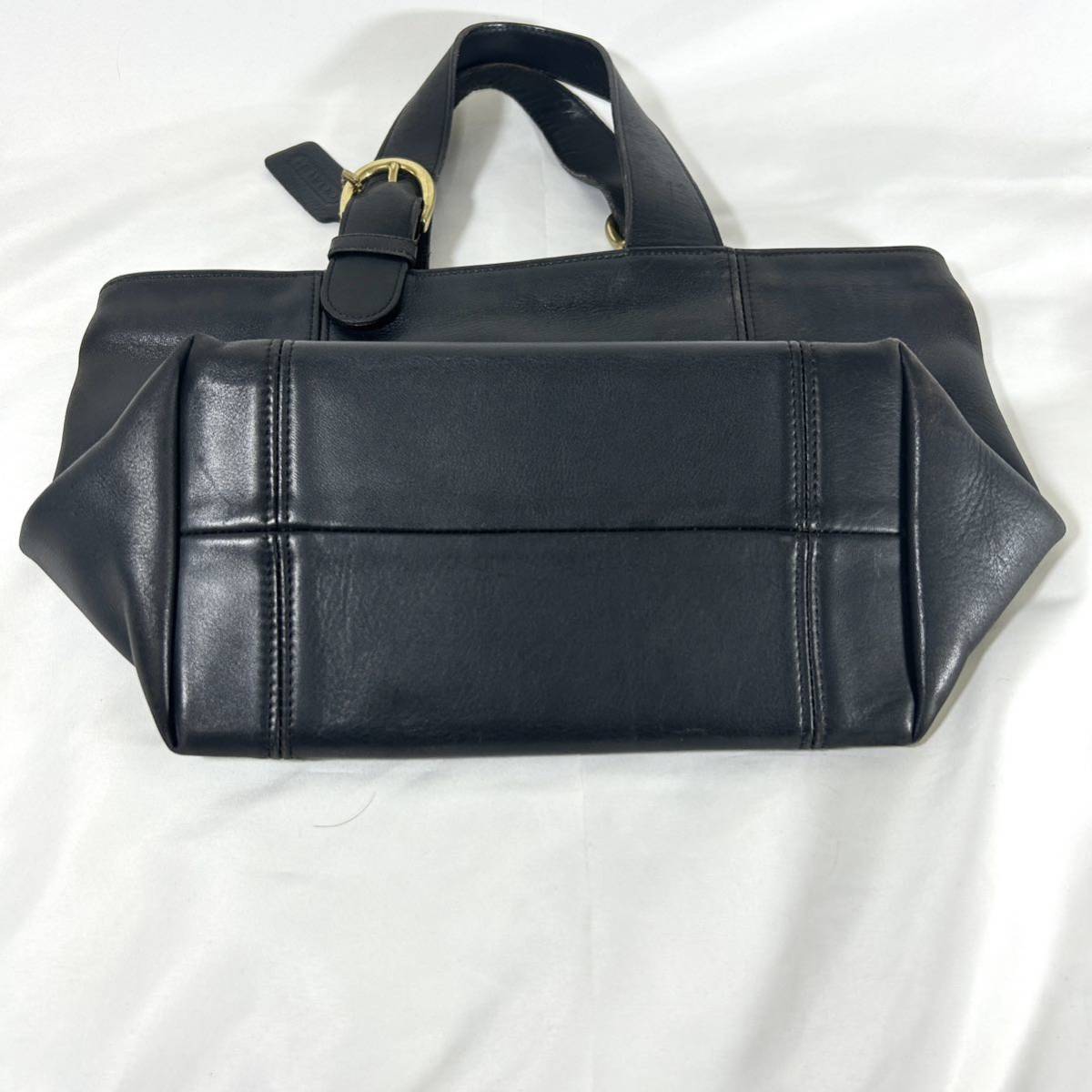 【美品】1円〜 OLDCOACH オールドコーチ 4133 カーフ レザー 本革 ミニトート ハンド バッグ 黒 G金具 腕掛け ヴィンテージ_画像5