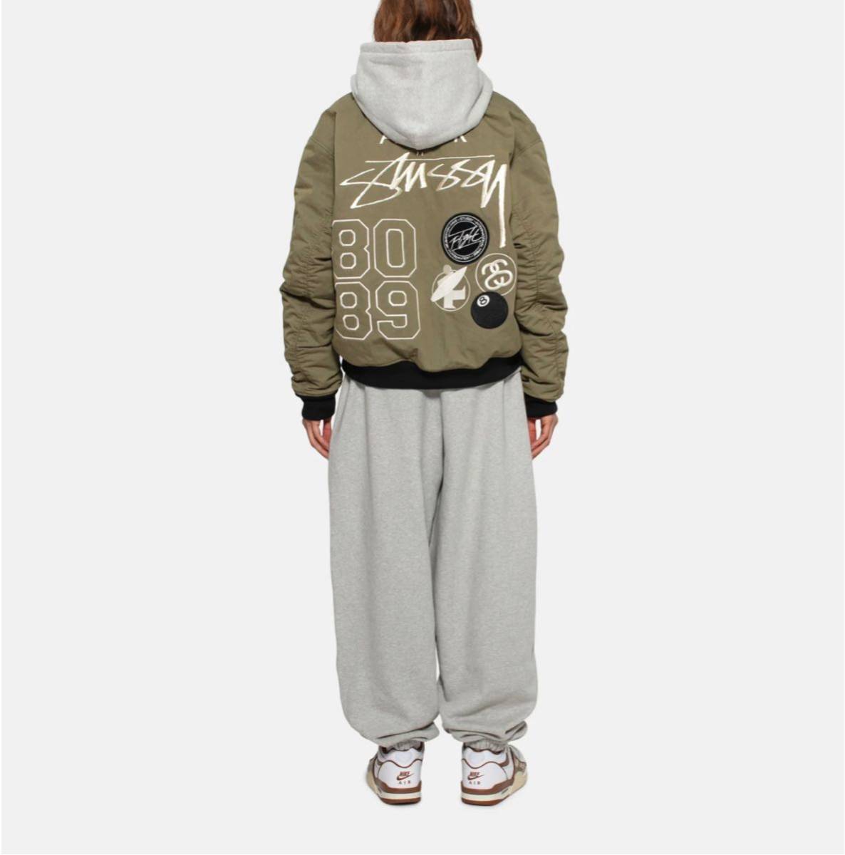 完売品 NIKE x Stussy リバーシブルジャケット オリーブ Lサイズ 完売品 NIKE x Stussy リバーシブルジャケット オリーブ Lサイズ