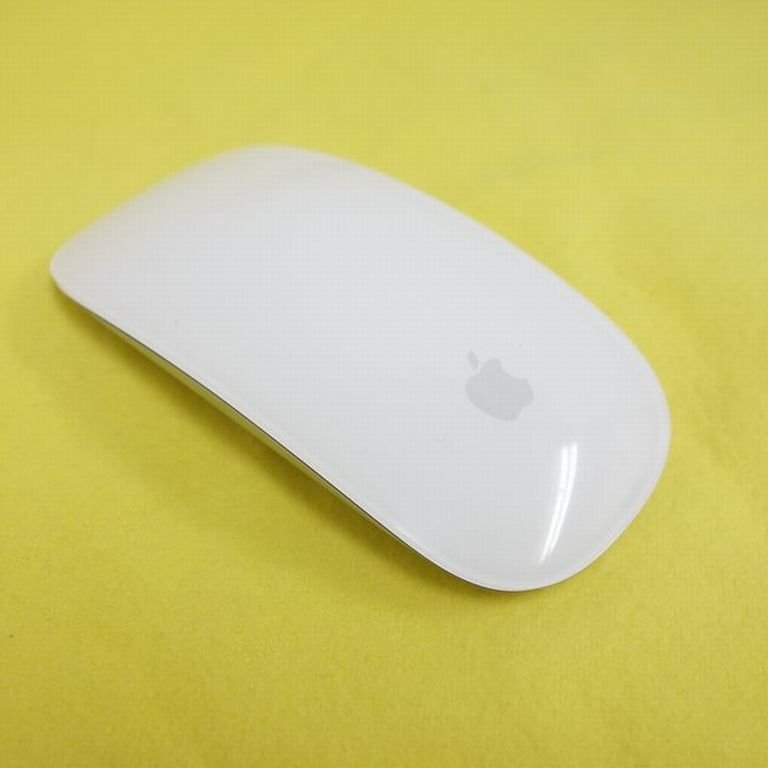 Apple Magic Mouse 2 マジックマウス MLA02J/A A1657 Apple純正 3日間返品可 充電タイプ インボイス対応可 送料無料 【k1218-10-1222】兼P_画像2