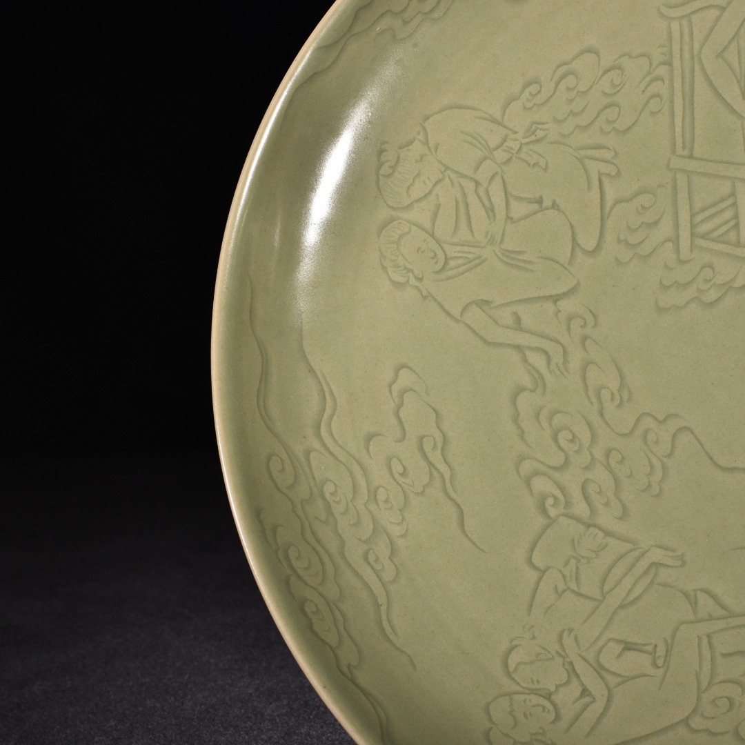 工場直売 五代秘色越窯 青磁 工芸品 中国美術 陶磁器 唐物 刻人物文大盤 宋
