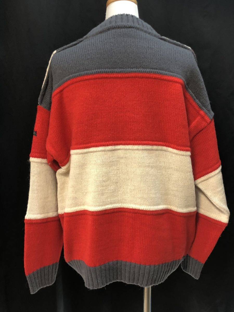 ヒューゴボス　赤白　ニット　セーター　18676101