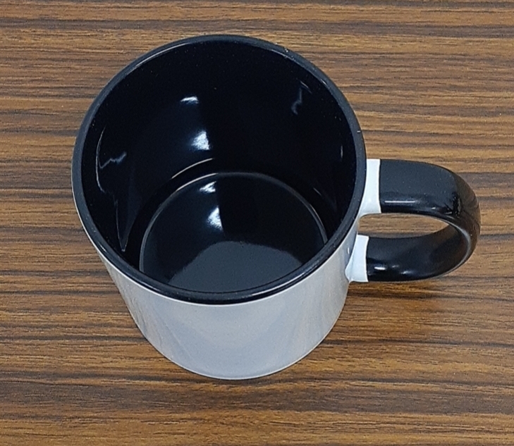 コーヒーカップ 白×黒 食器 コップ インテリア キッチン 北欧雑貨 Mug 冬 冬物 クリスマス シンプル 無地 おしゃれ 磁器 プレゼント_画像2