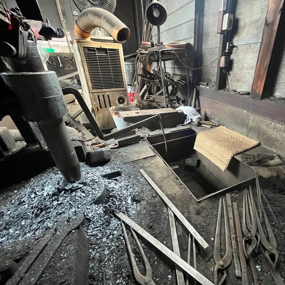梶只 新品 未使用 和包丁 15 5センチ 出刃包丁 両刃 青入 天然木 梶只 新品 未使用 和包丁 15 5センチ 出刃包丁 両刃 青入 天然木