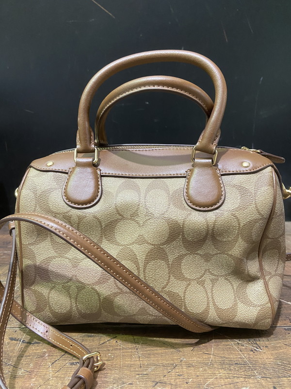 S-225◆1円～◆COACH 美品 2way ショルダーバッグ ハンドバッグ シグネチャー ななめ掛け コーチ ミニボストン_画像3