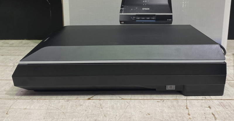 S-214◆1円～◆EPSON フラットベッドスキャナー GT-X830 エプソン フィルムホルダー付属 A4高画質 通電〇_画像7