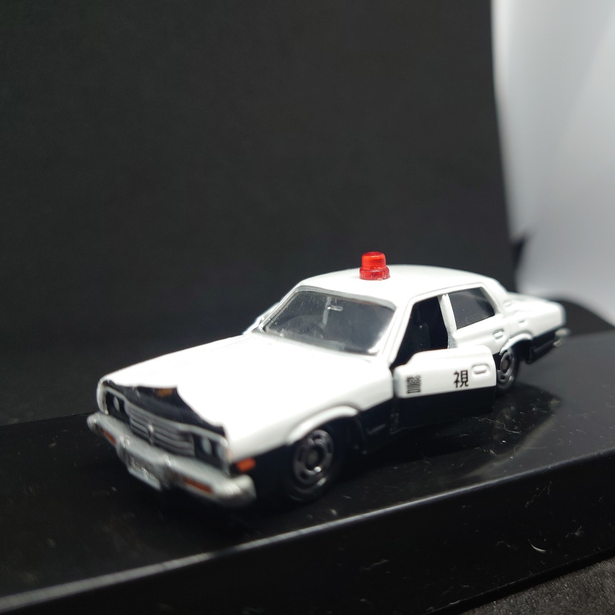 【お買い得品】トミカ 4.27.32.110クラウンパトカー　1970年？クラウン3台セット品になります！ 名車旧車絶版車？_画像3