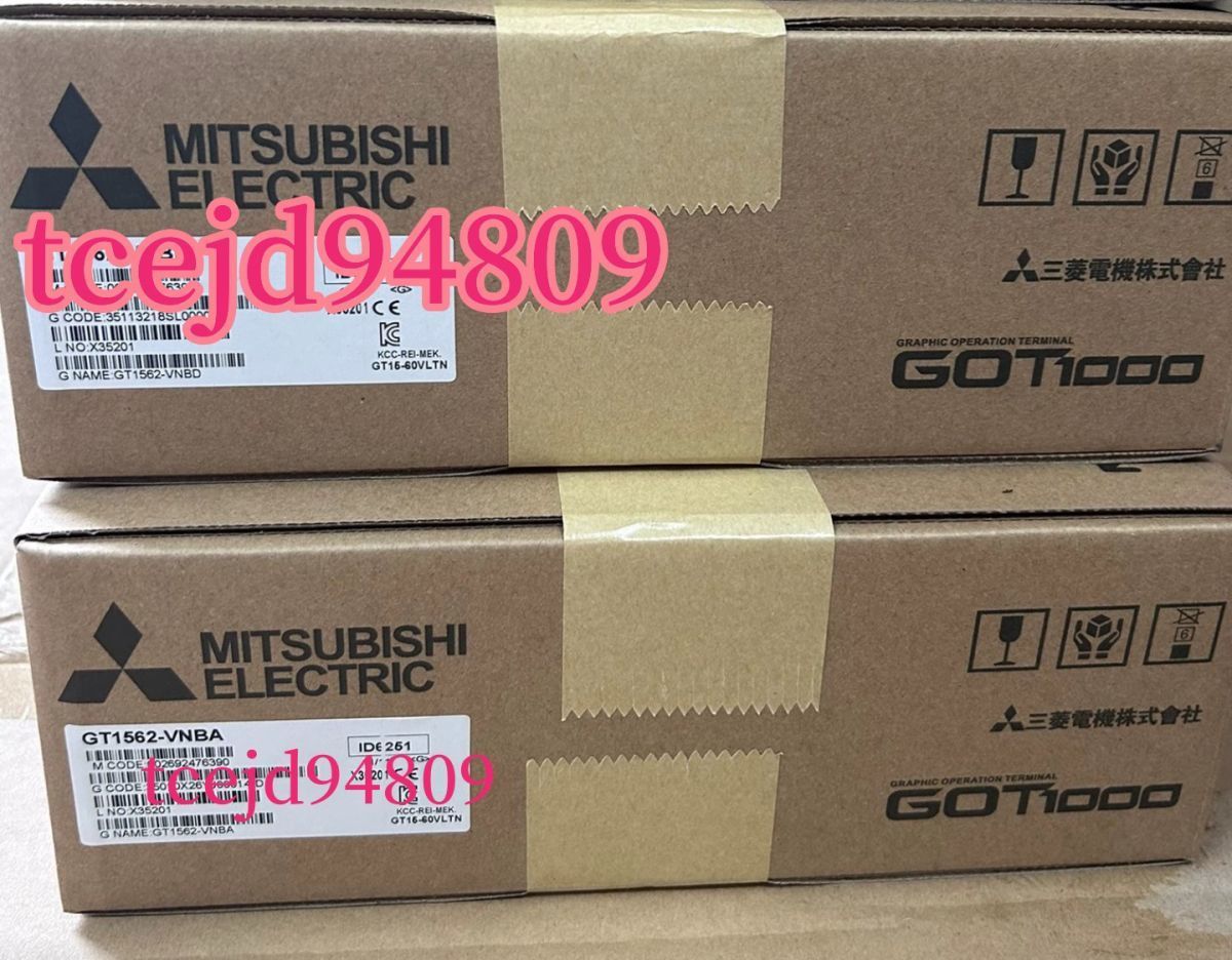 特価商品  新品　MITSUBISHI/三菱電機 タッチパネル 　GT1562-VNBA　保証付き その他