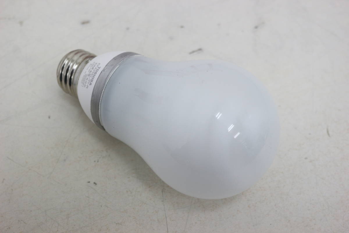 【未使用/開封済】TOSHIBA 東芝 電球形蛍光ランプ 8個セット EFA25EL/21-R ネオボールZ Real 電球色 E26口金 100W形 3G941_画像5