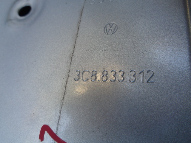 BB995 VW パサート　リアドア　右　シルバー　3C8833312_画像6
