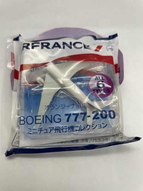 ■★オランジーナ限定　エールフランス　ミニチュア飛行機コレクション　ボーング　777-200_画像6