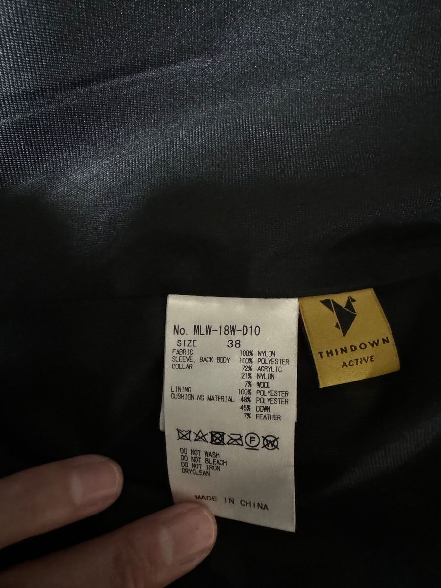 マークアンドロナ ダウンジャケット ゴルフ 木村拓哉 サイズ38 マークアンドロナ ダウンジャケット ゴルフ 木村拓哉 サイズ38