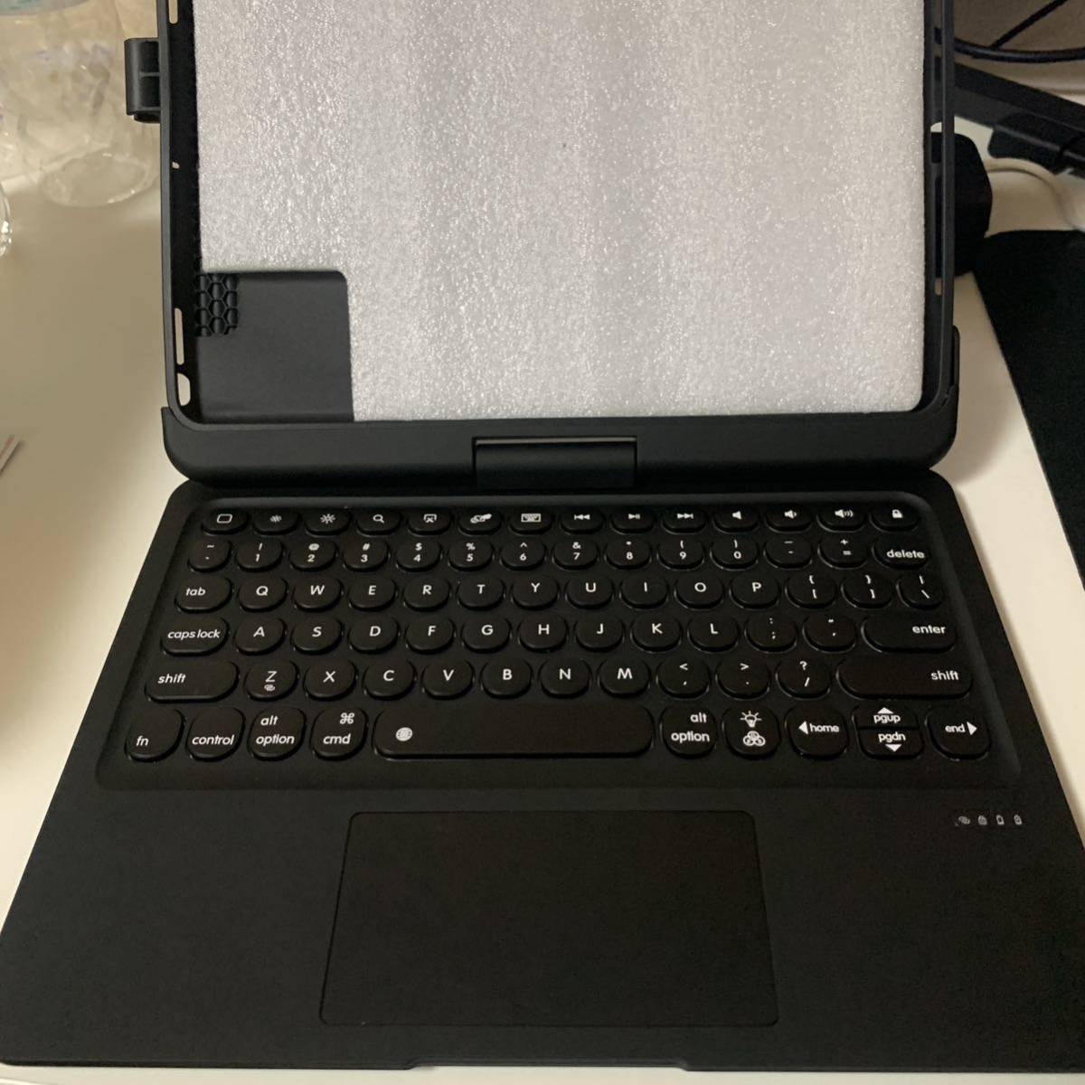 タブレット Bluetoothキーボード BB779 タッチパッド搭載 iPad10.2 Air3 iPad8 iPad9 Air3 Pro10.5 黒の画像2