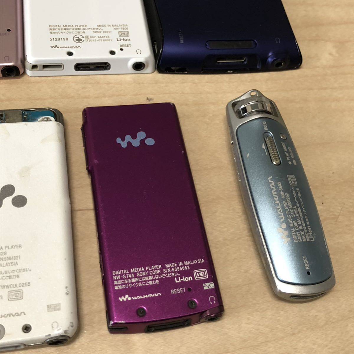 ジャンク　SONY WALKMAN まとめ8台　NW-S775 S774 A828 S636F F806 S774 Z1050 S603_画像7