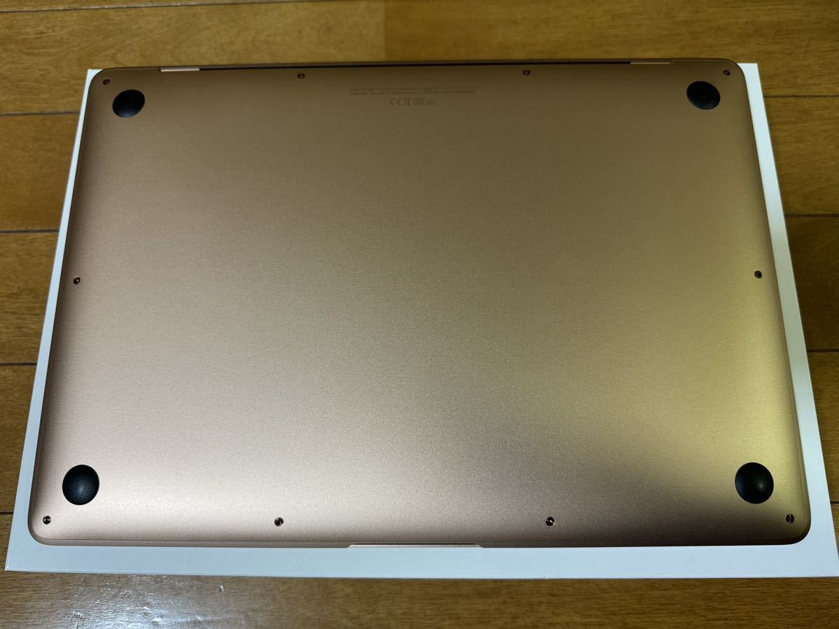 MacBook Air M1 13インチ 16G/1TB 8C/8C ゴールド JISキーボード_画像3