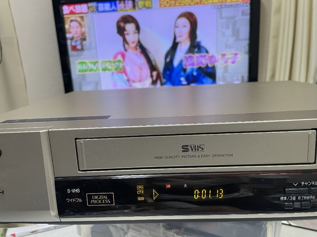 Panasonic NV-SB600W S-VHS 高画質モデル 累計使用時間194時間 Panasonic NV-SB600W S-VHS 高画質モデル 累計使用時間194時間