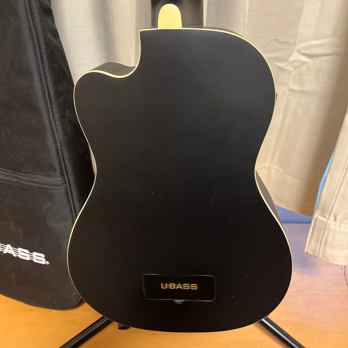 送料含む KALA カーラ UBASS JYMN-BK-FS U・BASS Journeyman ウクレレベース ミニギター_画像8