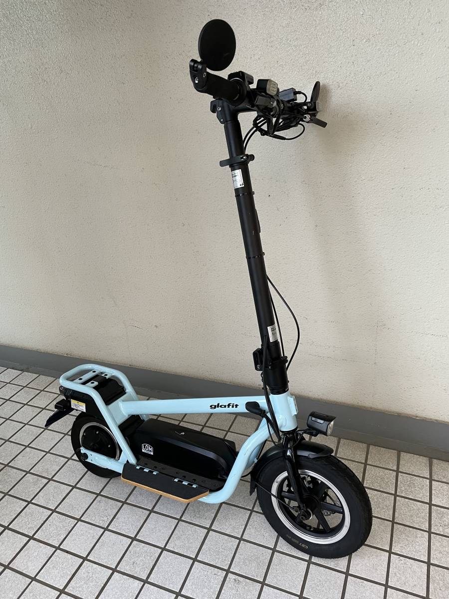 （神奈川発　手渡し限定）glafit 電動スクーター LOM－０１ 中古_画像2