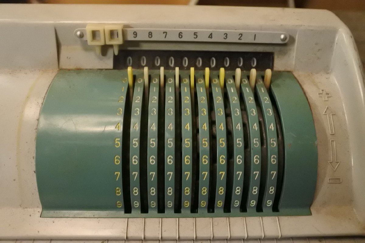 レトロ タイガー計算機の最終型 （虎印計算機） Tiger Calculator H68-21/アンティーク ビンテージ ヴィンテージの画像2