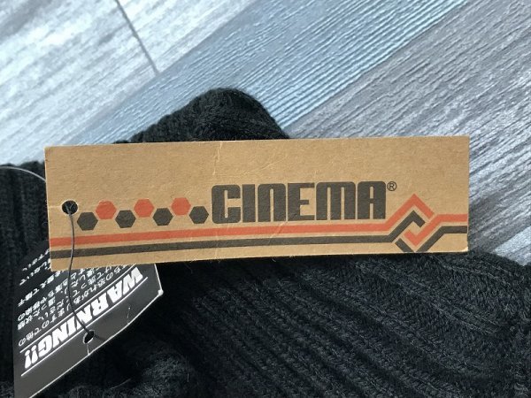 新品！CINEMA シネマ メンズ ハイネック ニット ジップジャケット L 黒_画像2