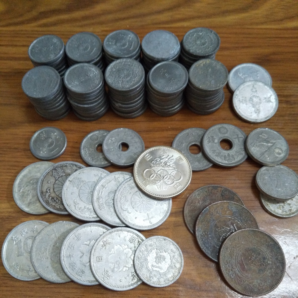 古銭 大量 120枚以上 銀貨 錫貨 アルミ セット まとめ 貴金属 激安_画像1