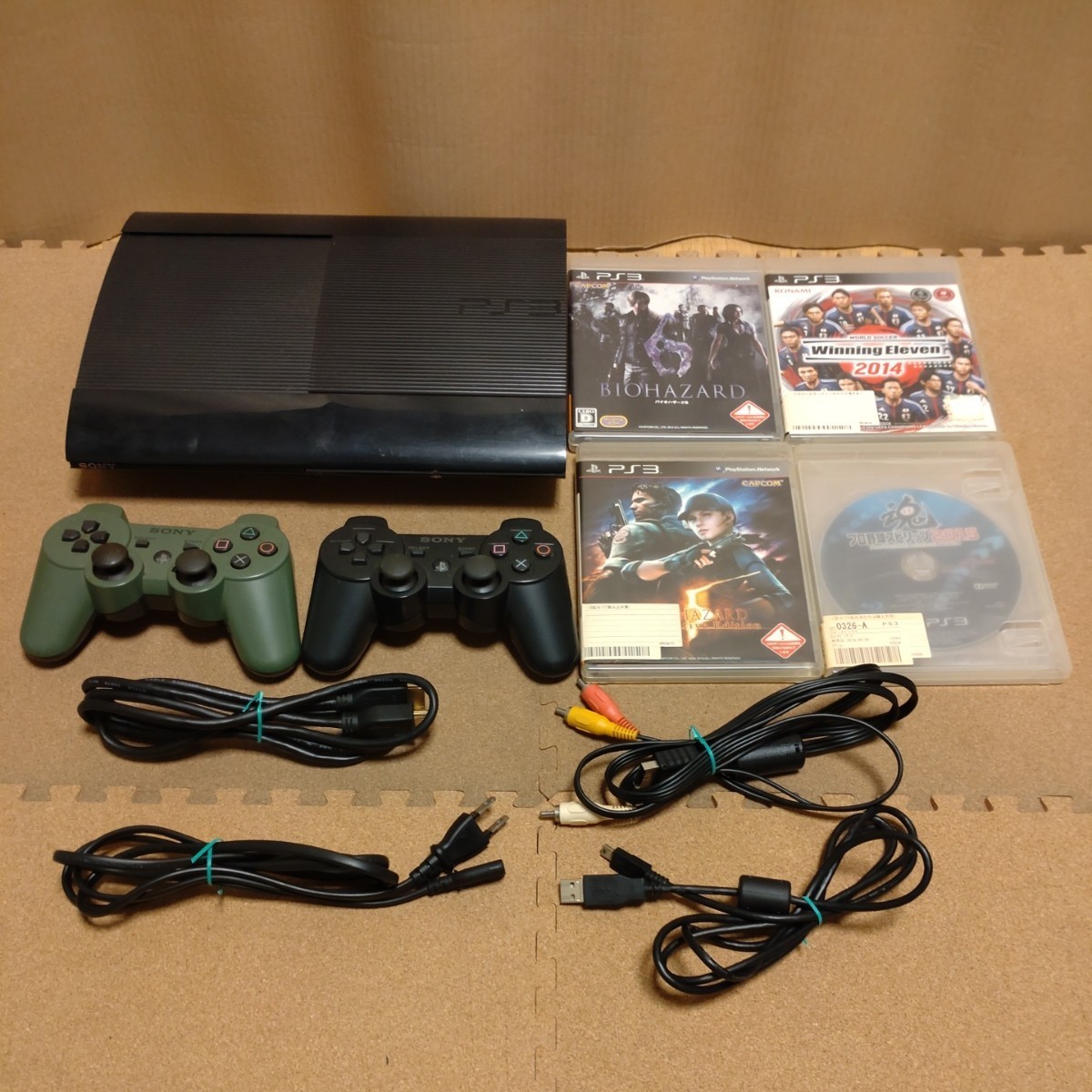 SONY ソニー PlayStation3 CECH-4300C PS3ソフト4点 コントローラー