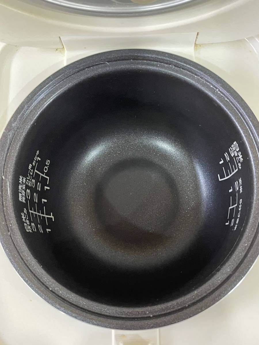 RM6511 NITORI ニトリ マイコン炊飯ジャー 炊飯器 SN-A5 三合 炊き 通電確認済 1219_画像5