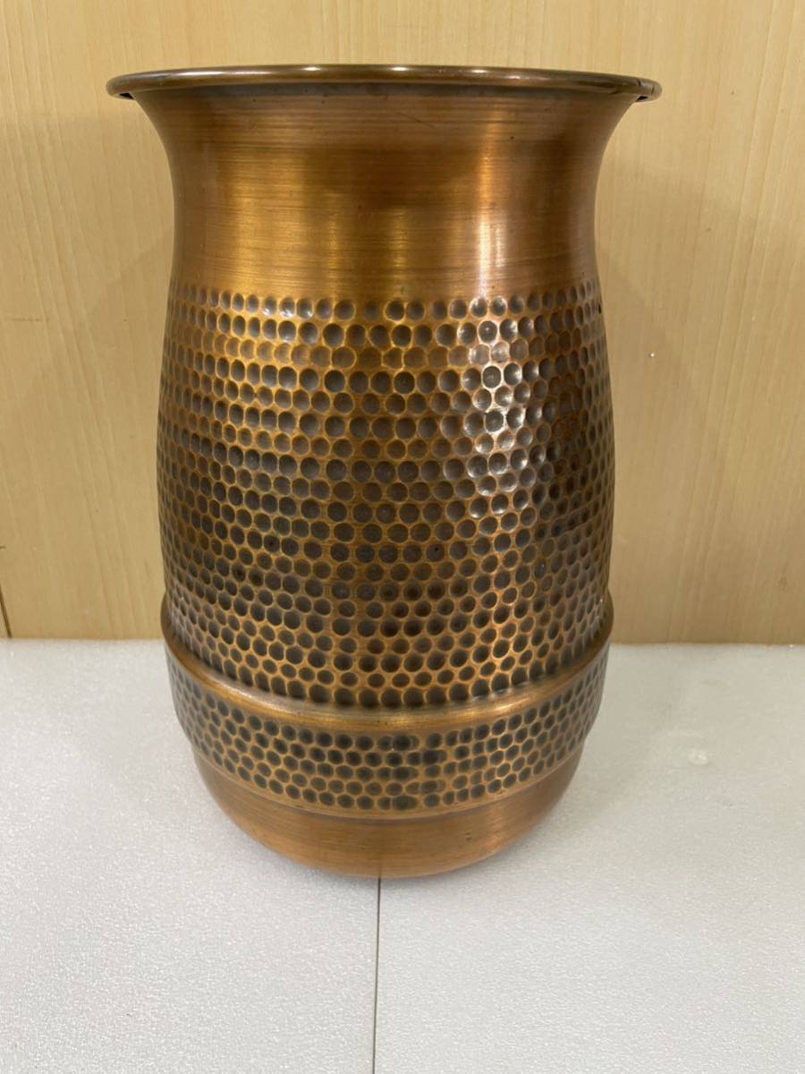 RM6513 銅製　花瓶　花器　傘立て　置物　SS 壺 重さ 1592 1219_画像2