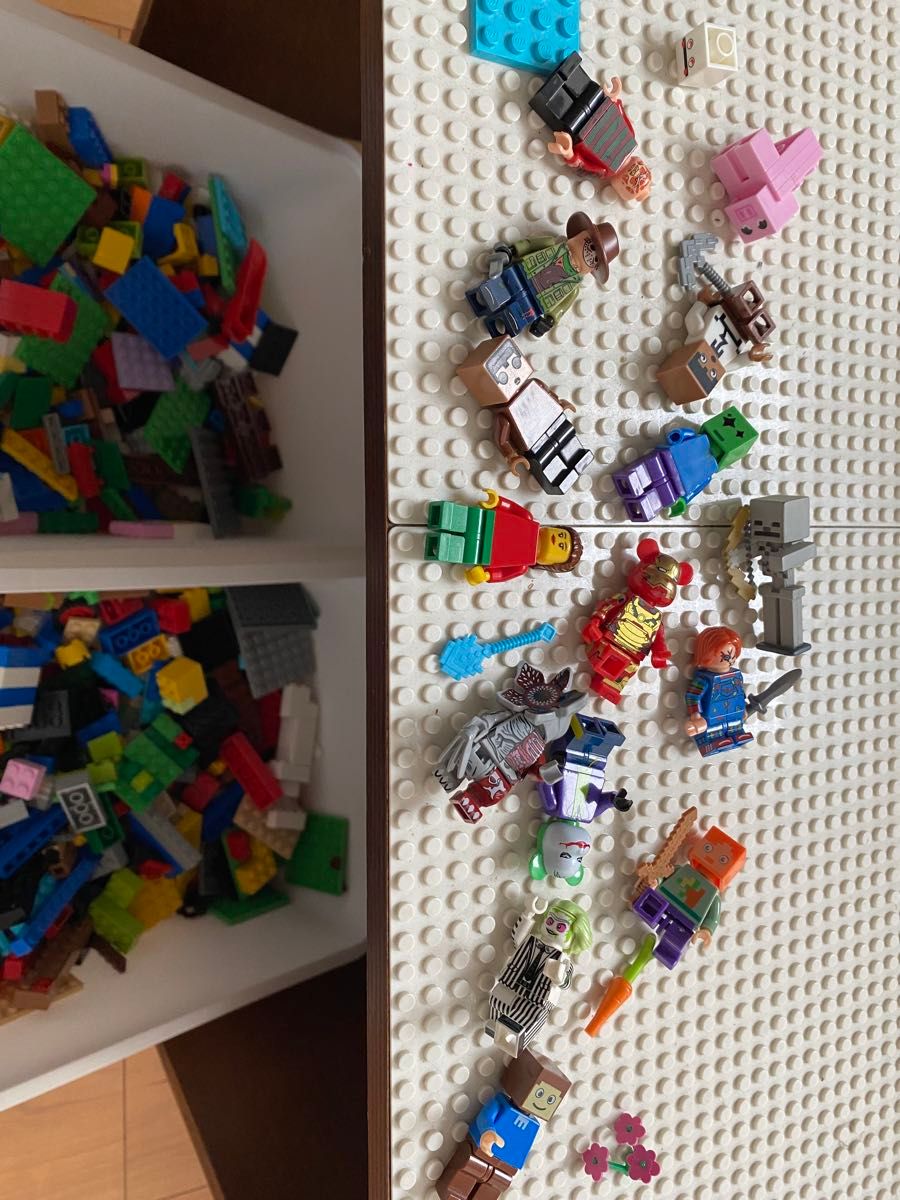 LEGOテーブル　LEGO収納　自作　デスク 知育  おもちゃ ブロック付き テーブル 子供用　レゴ収納テーブル　スパイダーマン　