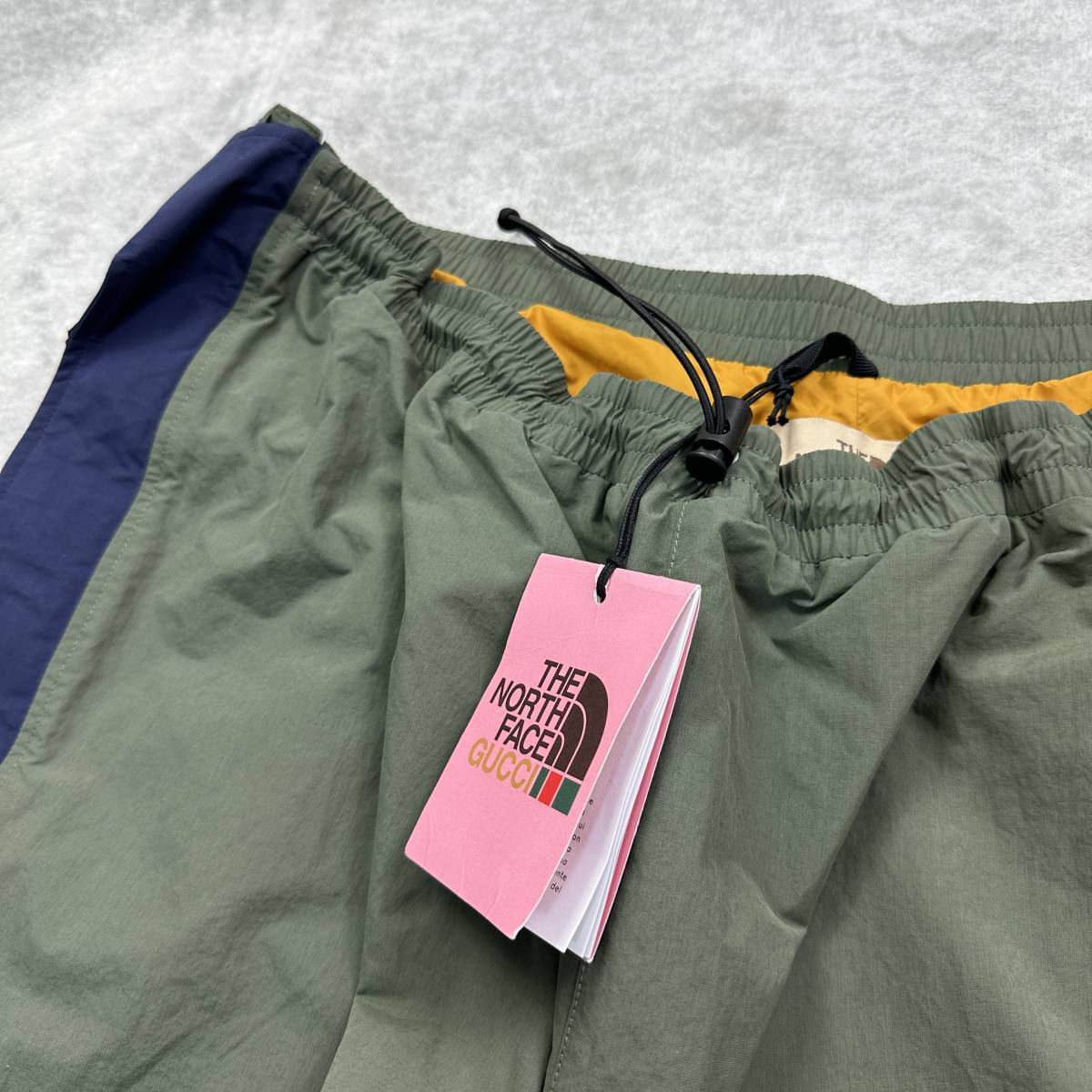 3XLサイズ 新品未使用 THE NORTH FACE GUCCI ノースフェイス グッチ 人気 コラボ ツートン カーキ ボトムス 刺繍ロゴ ナイロン レア 正規品