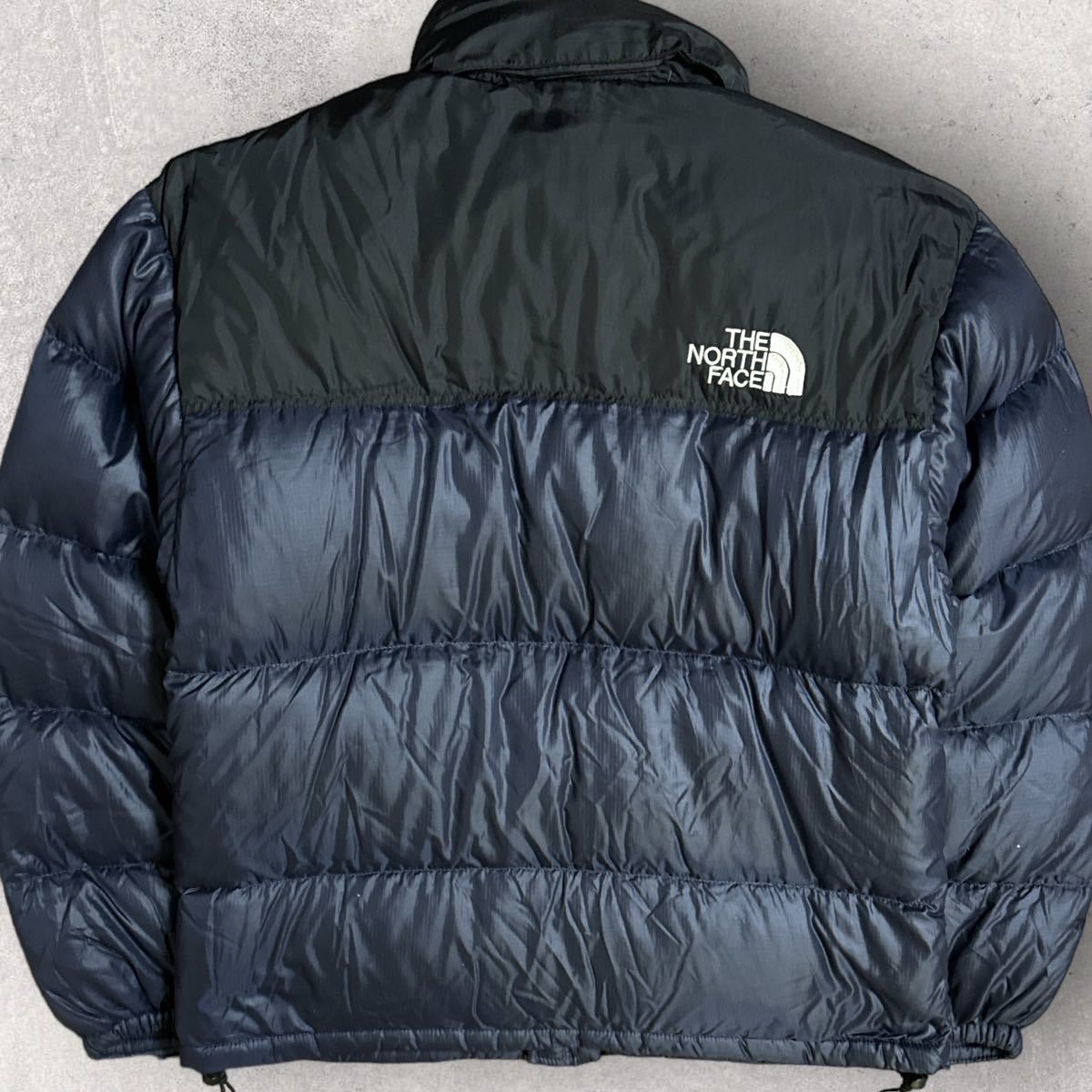 THE NORTH FACE ノースフェイス 90s ロゴ刺繍 ヌプシ ダウン THE NORTH FACE ノースフェイス 90s ロゴ刺繍 ヌプシ ダウン