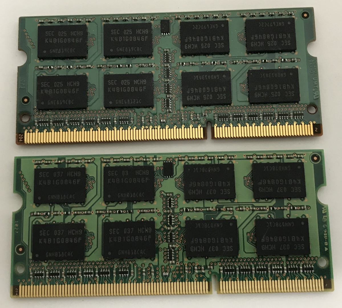 SAMSUNG 2RX8 PC3-10600S 2GB 2枚 4GB DDR3ノートPC用 メモリ DDR3-1333 2GB 2枚 4GB DDR3 204ピン ECC無し DDR3 LAPTOP RAM_画像2