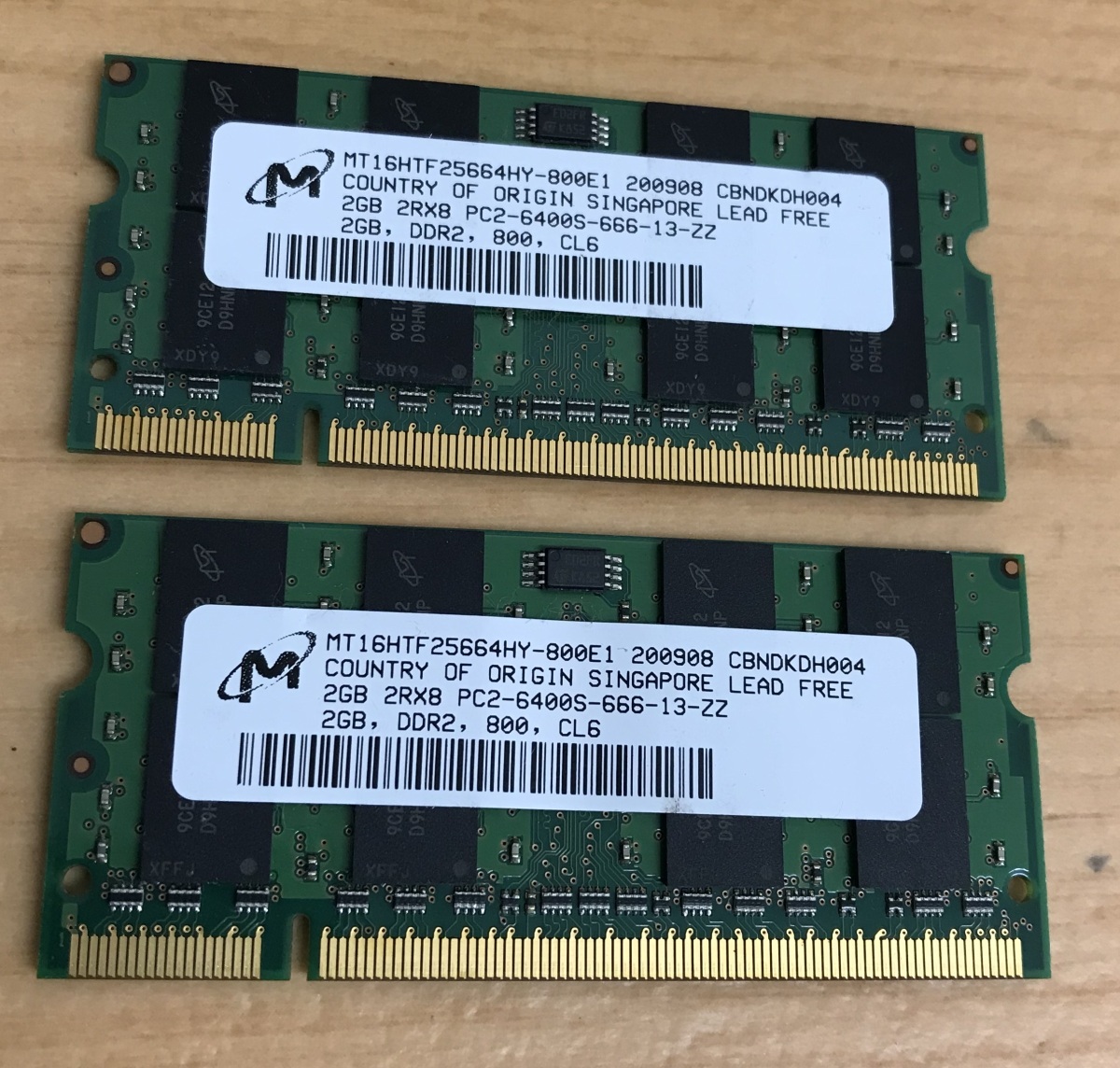 MICRON 2Rx8 DDR2-800 2GB 2枚組 1セット 4GB DDR2 ノート用メモリ 200ピン DDR2-800 2GB 2枚で 4GB DDR2 LAPTOP RAM_画像1