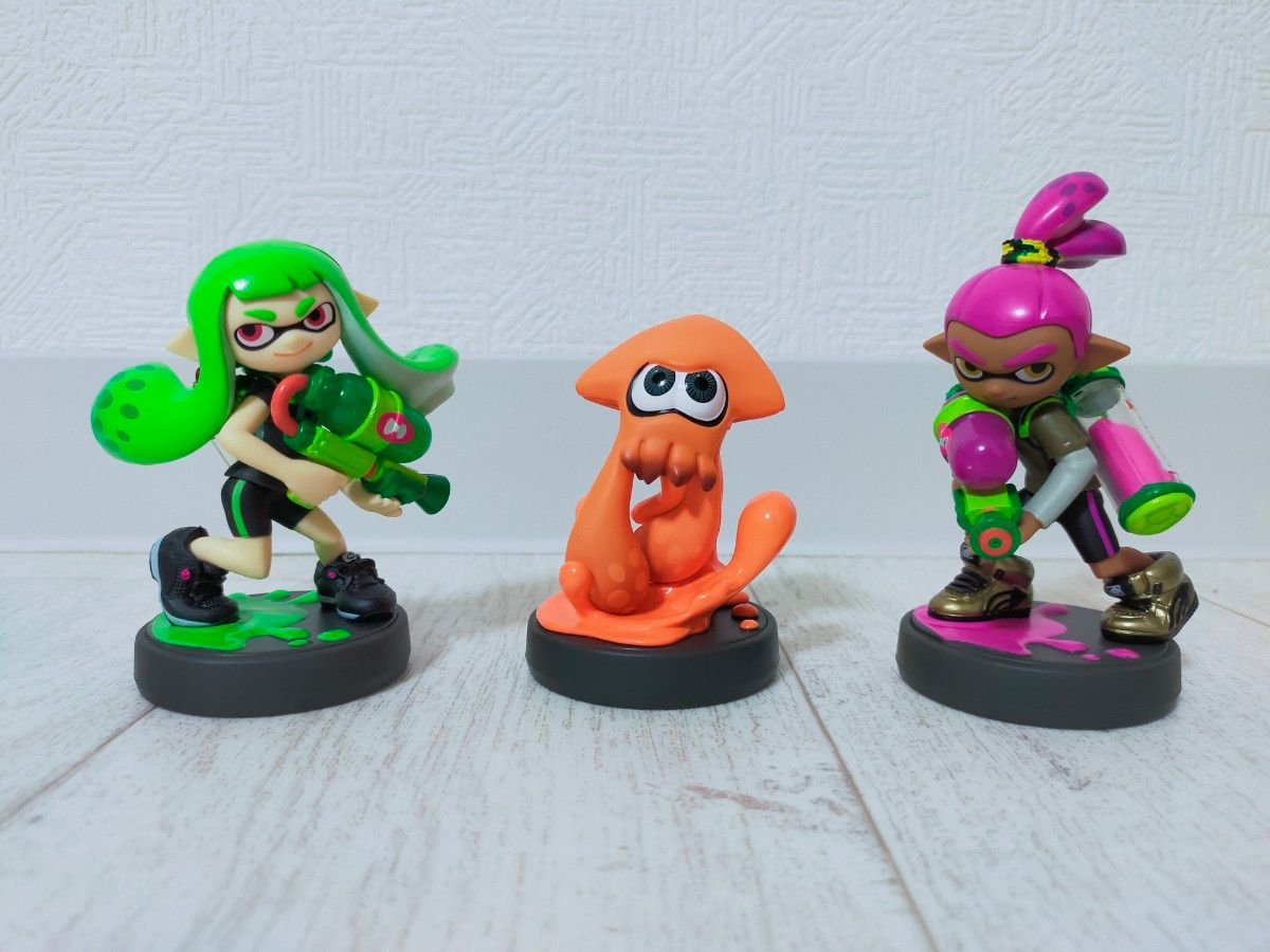 スプラトゥーン　アミーボ　amiibo　限定カラー　任天堂