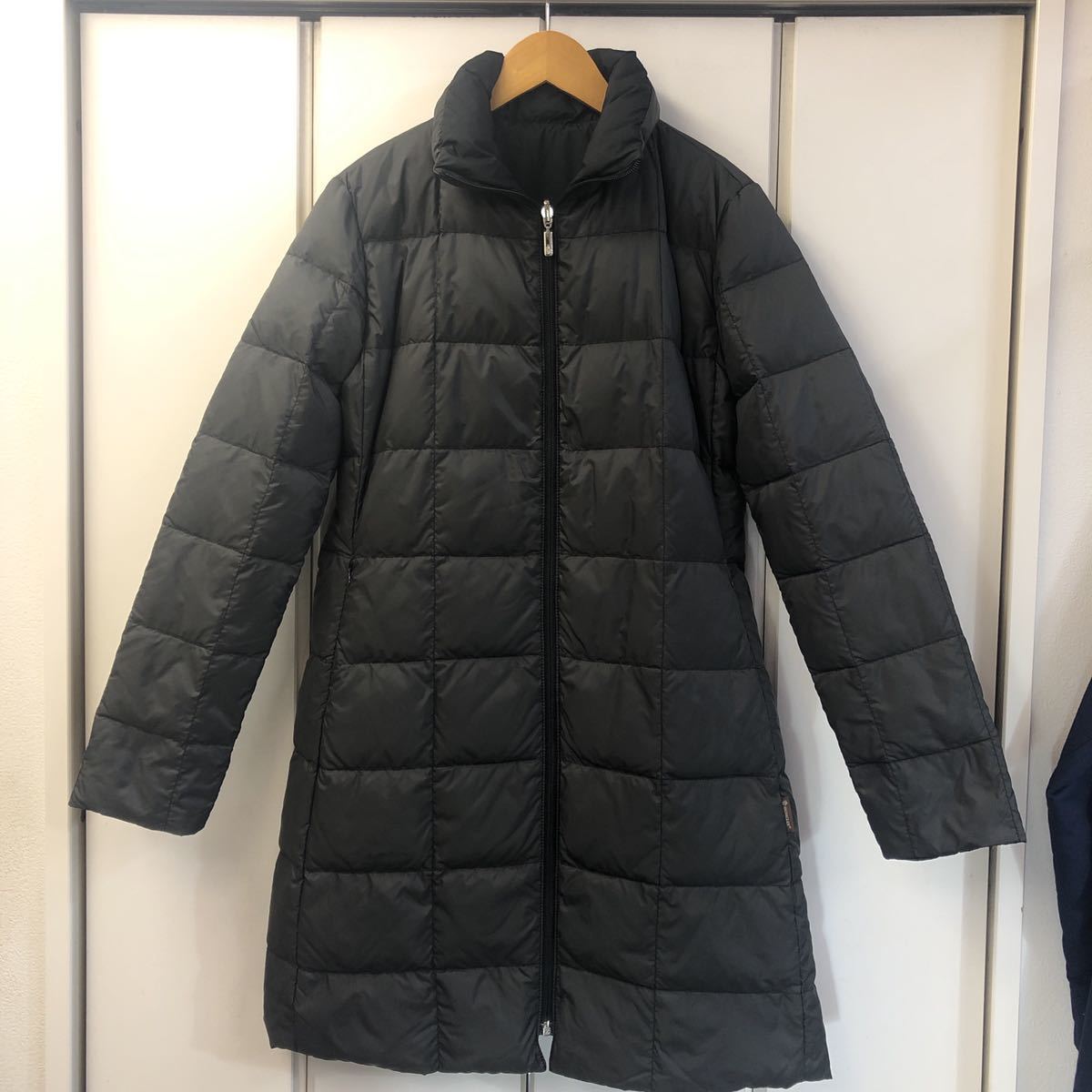 MONCLER リバーシブルダウンコート(1)